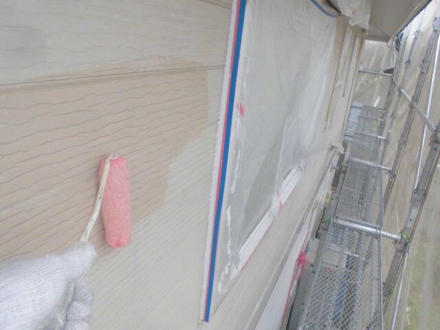 恵那市大井町で外壁塗装、下塗り塗装
